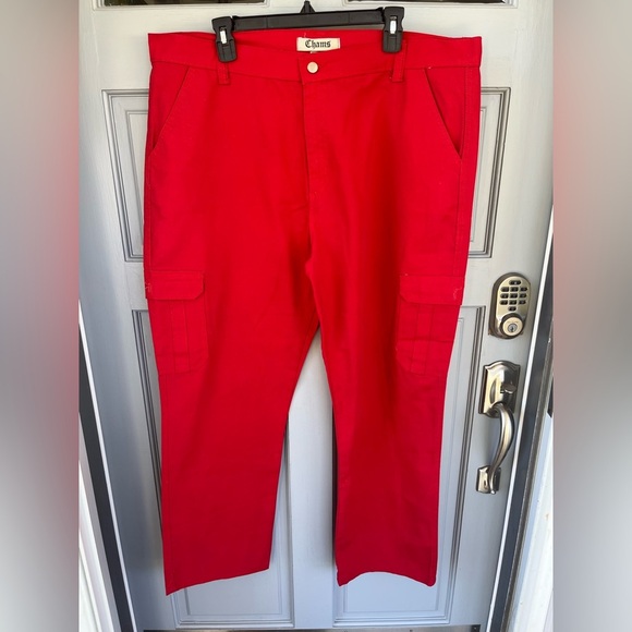 CHAMS  Men's Vibrant Red Cargo Pants, Men’s Size 40 - Picture 3 of 12